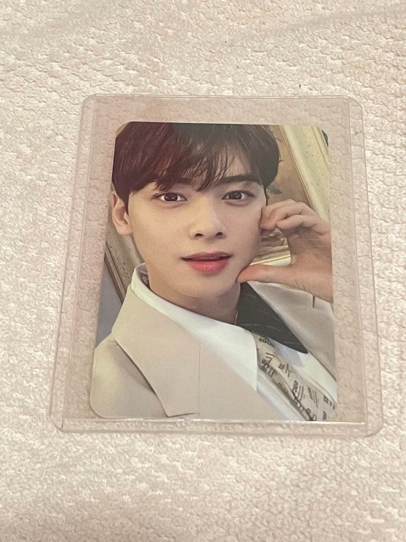 ASTRO チャウヌ ウヌ トレカ　ワンオリ