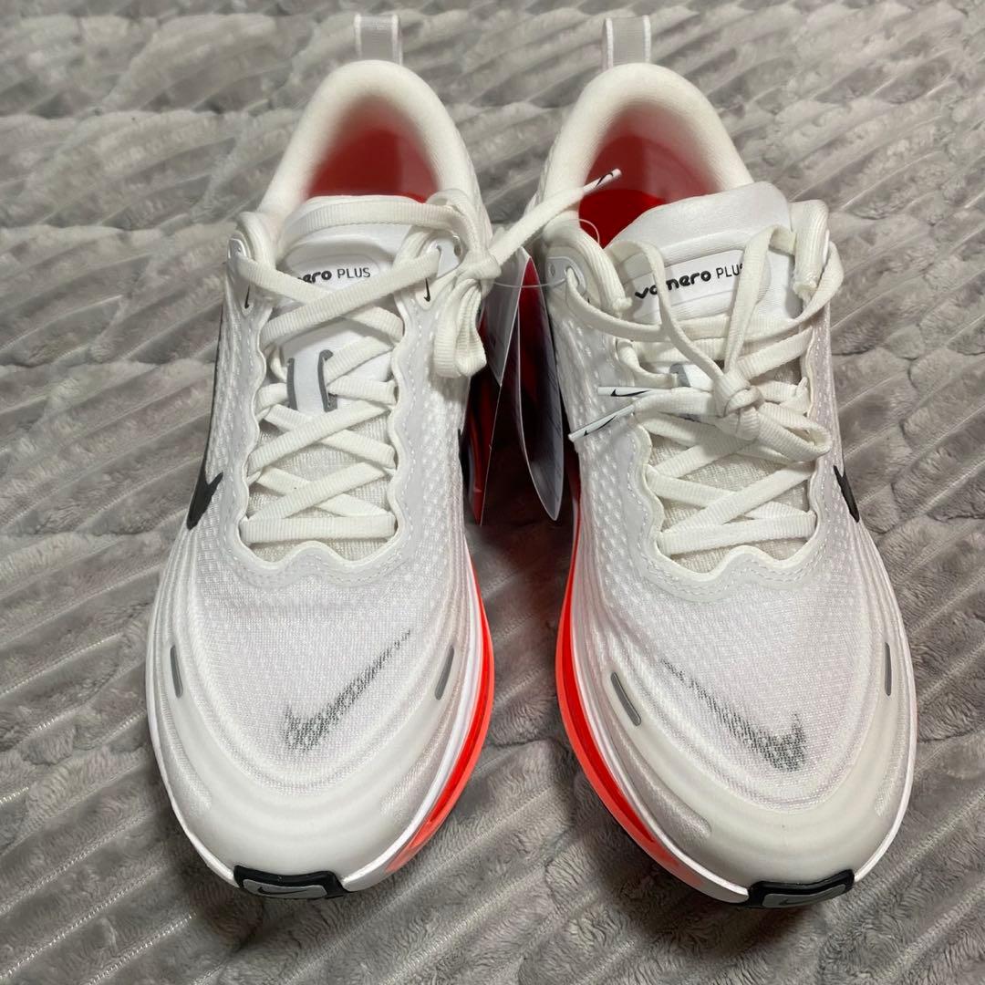 新品 ナイキ ボメロ プラス 25㎝