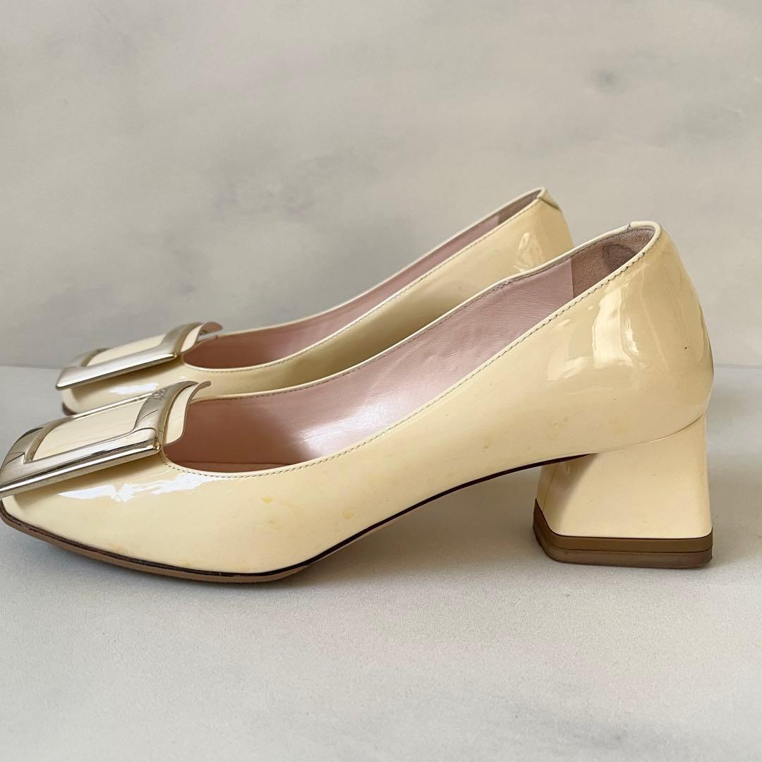 ロジェヴィヴィエ パテント パンプス トレヴィヴィエ チャンキーヒール35.5