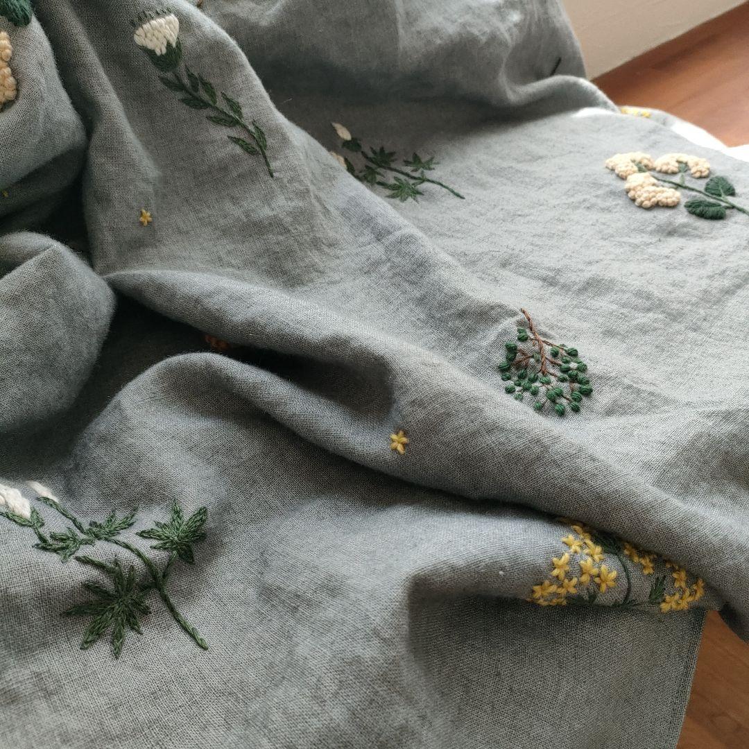 【リネン刺繍　Naoちゃん様オーダー専用ページ】マルチクロス　ボートポーチ