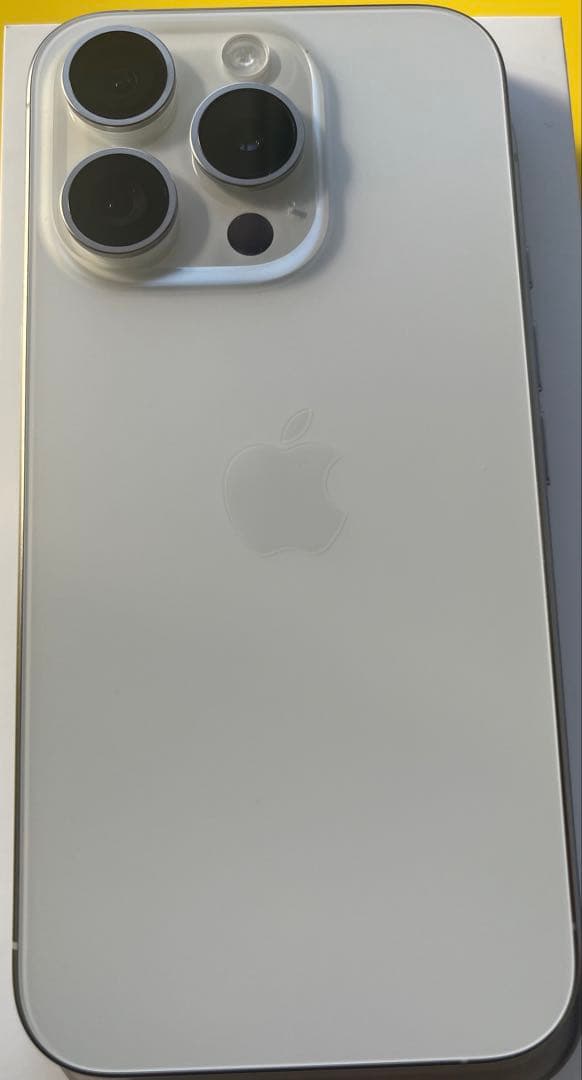 iPhone 15 Pro 128GB ホワイト SIMフリー