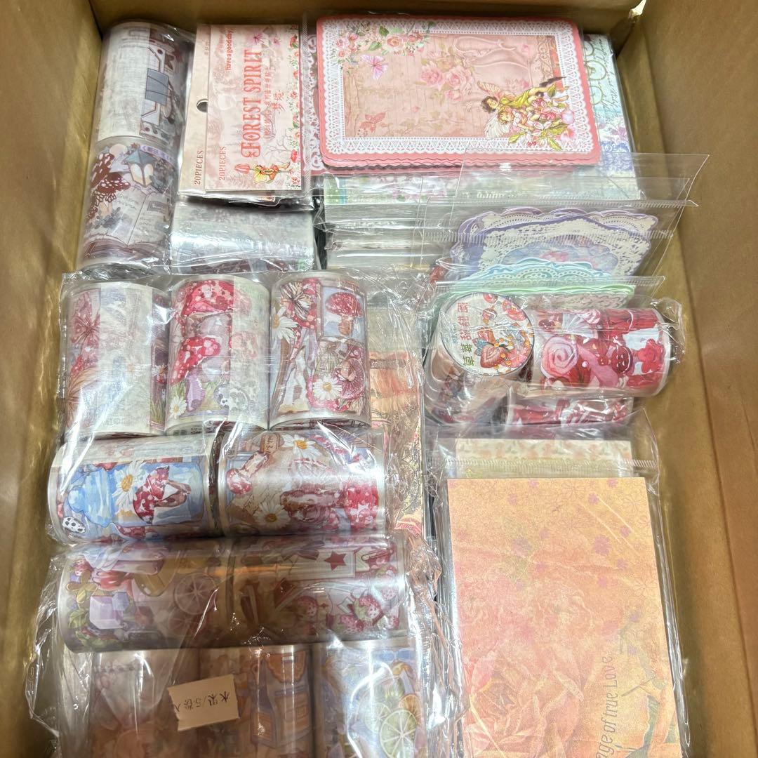 コラージュ素材 まとめ売り 紙もの　メモ 80サイズ段ボールいっぱい