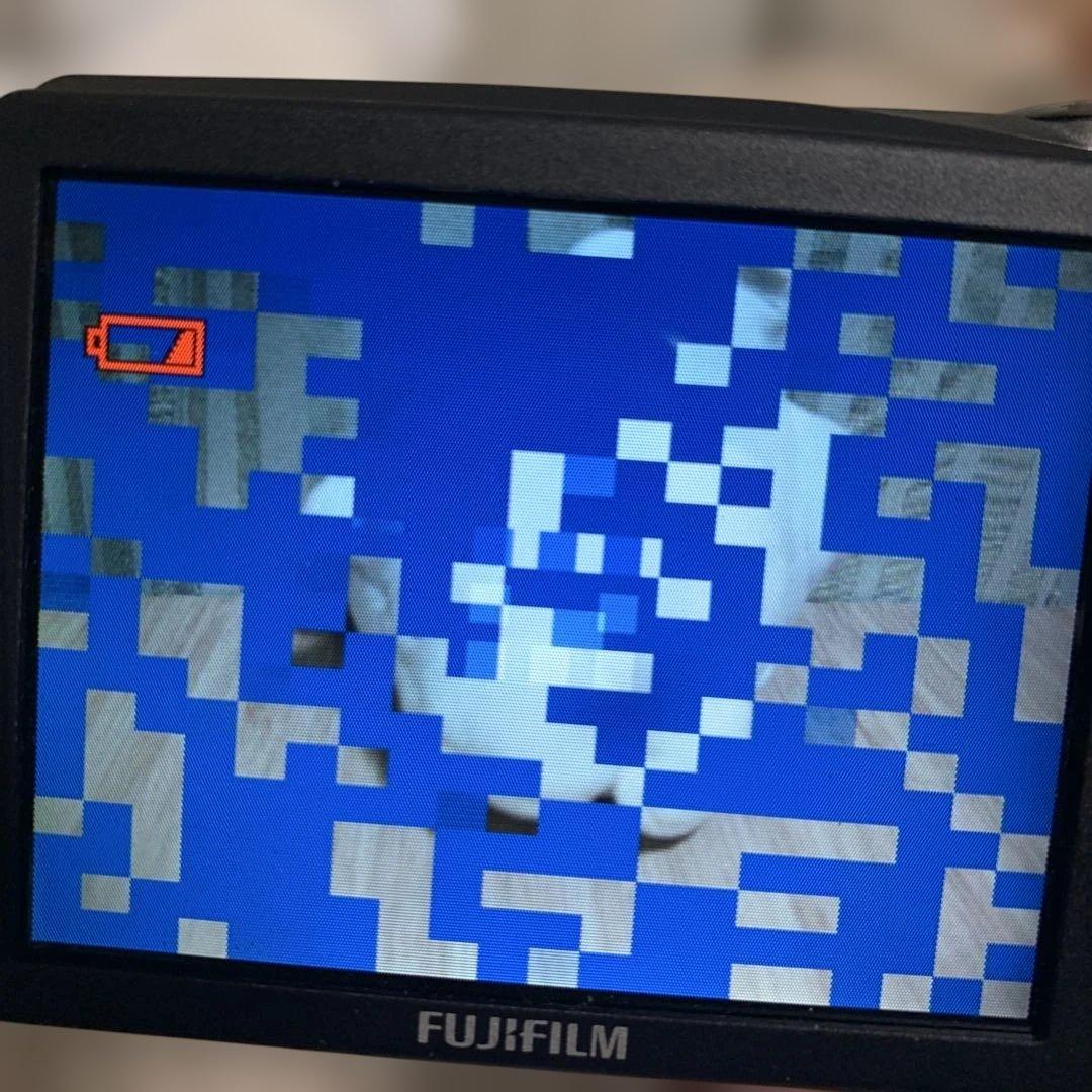 デジタルカメラ FinePix F50fd