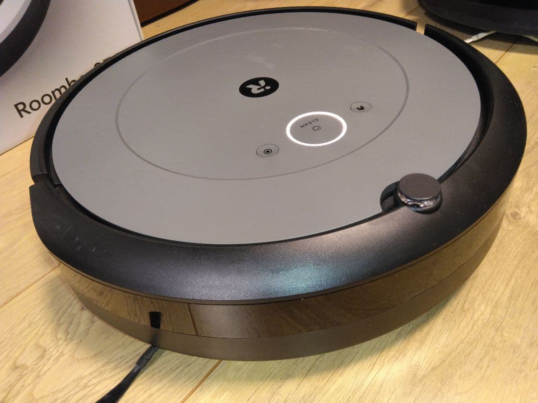 【ほぼ新品使用1時間半】ルンバ i2（2024年）専用個装箱（876） A