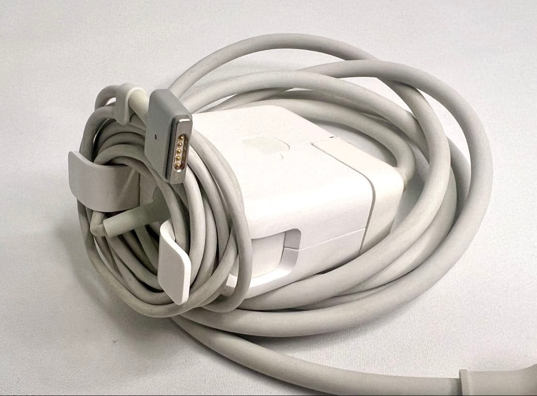 MacBook Air A1466 Early2015 中古