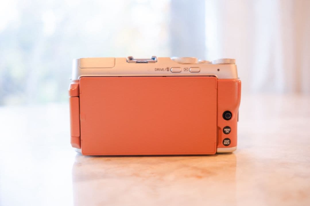 富士フイルムミラーレス一眼カメラ X-A7レンズキット X-A7LK-CA