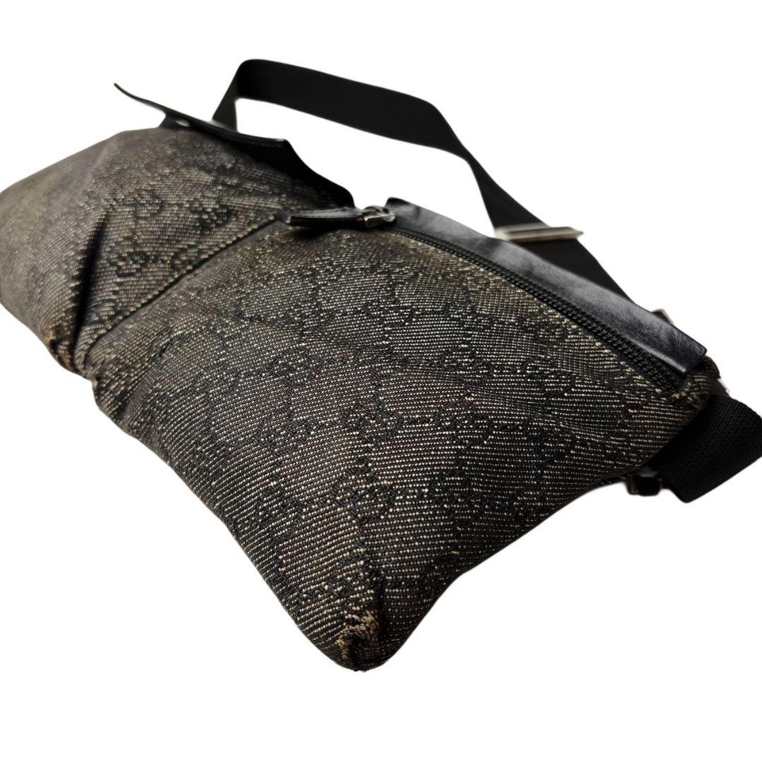 059 GUCCI ウエストポーチ ボディバッグ GGキャンバス g2