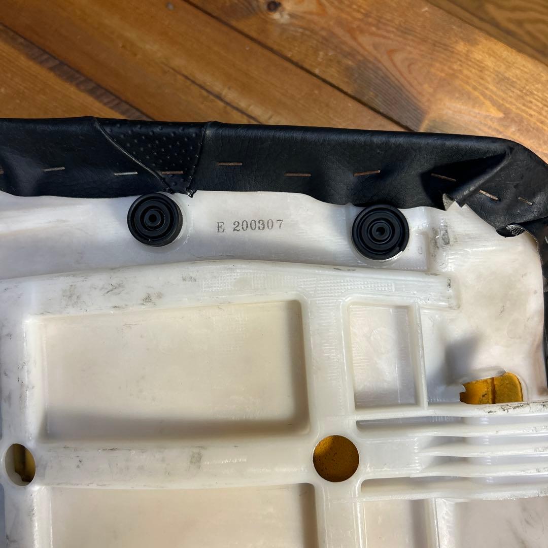 m*a様 XJR1300 （RP03J）純正シート 1214