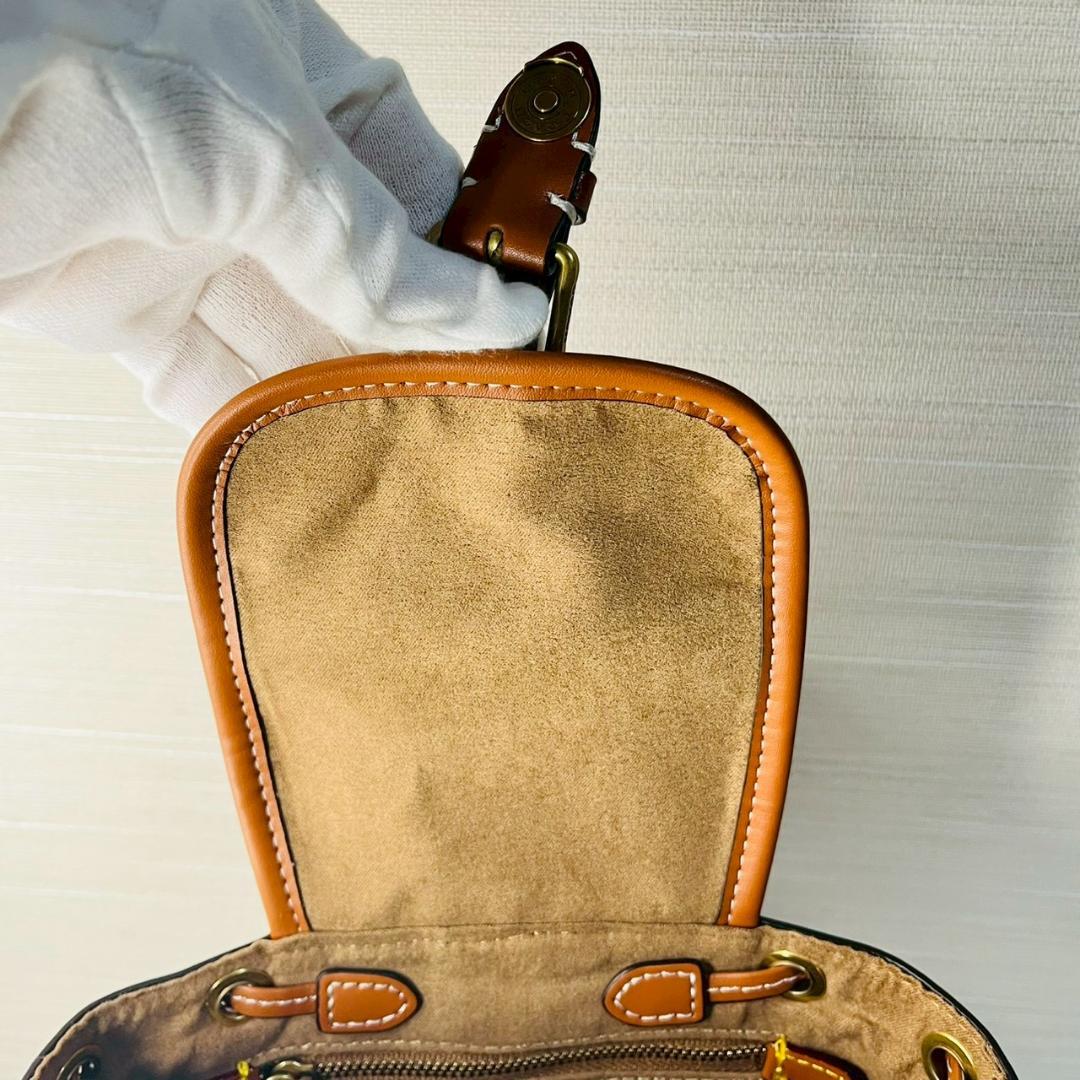 【新品 未使用】COACH ロゴ入りリュック バックパック 茶 白 コーチ