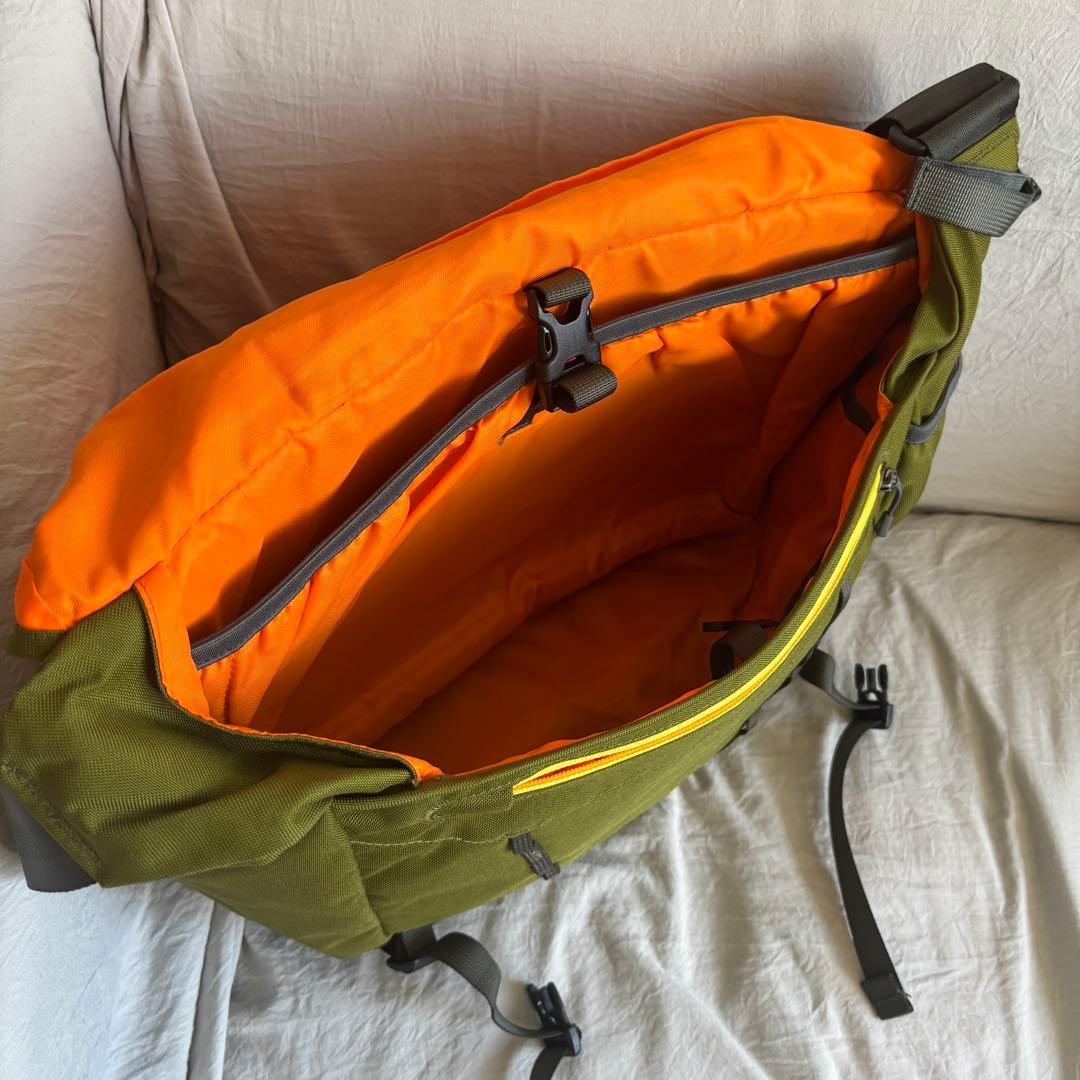 [patagonia] パタゴニアメッセンジャーバッグ 15L レア・美品