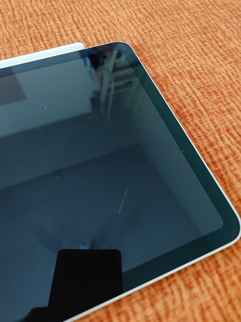 Apple iPad シルバー 本体 + Apple Pencil