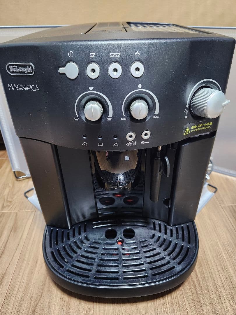 デロンギ マグニフィカ DeLonghi MAGNIFICA ESAM1000S