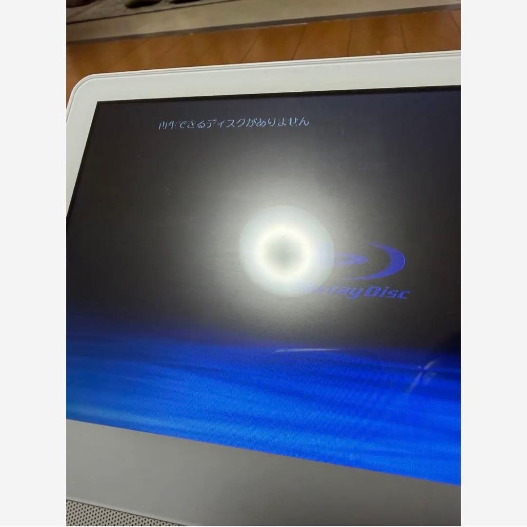 TOSHIBA　REGZA ポータブルブルーレイプレーヤー　SD-BP900S