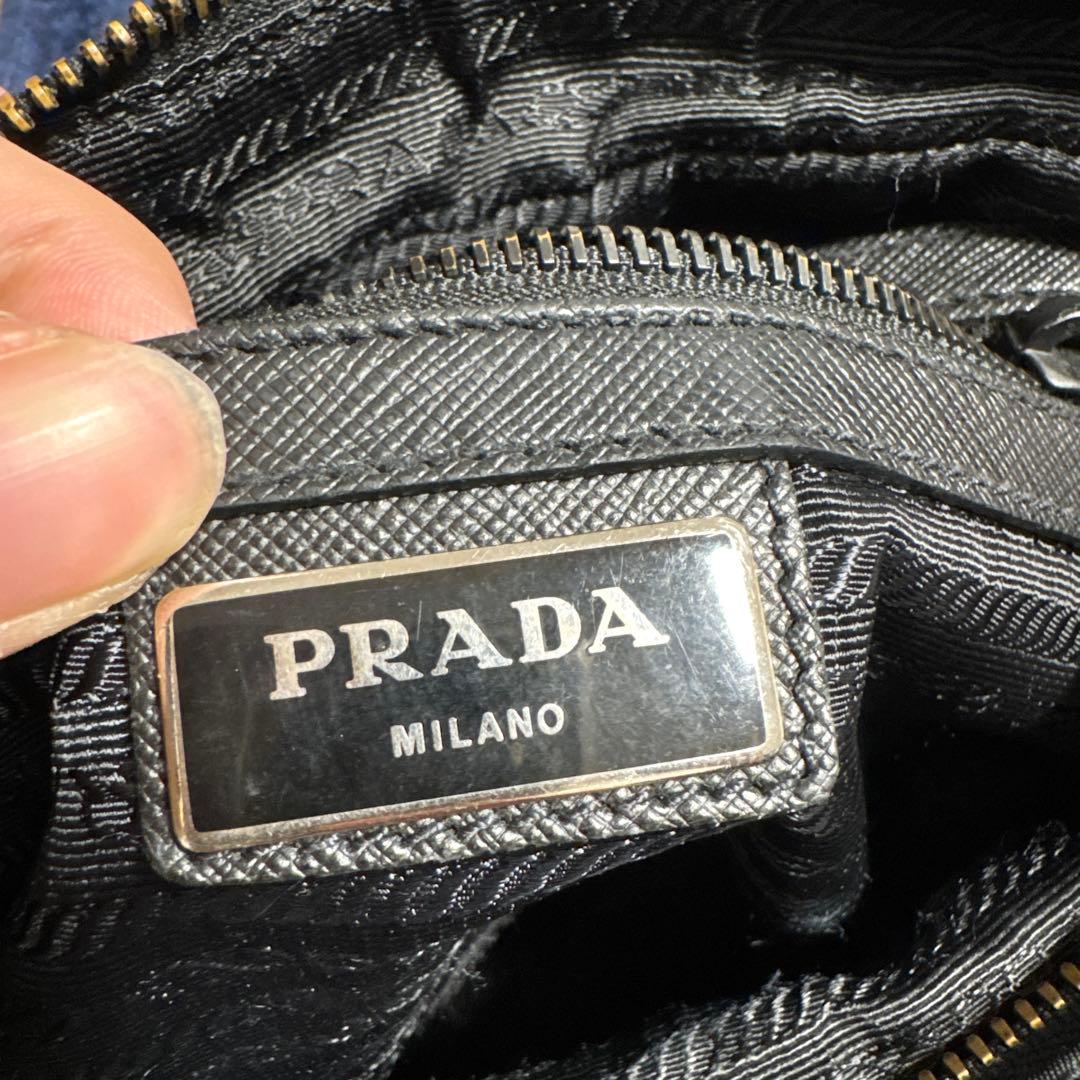ぱ*イ様 PRADA ブラック ショルダーバッグ