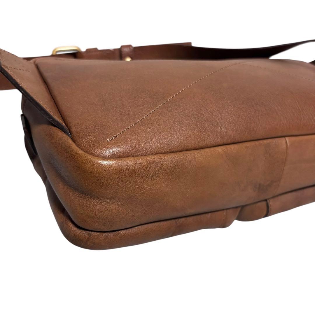 【極美品】土屋鞄 ビークル トリジップ ボディバッグ ブラウン メンズ