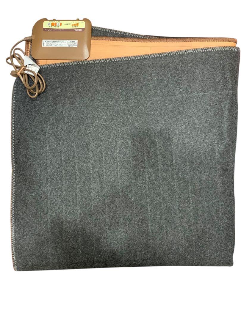 ⬜︎山善　電気カーペット　ホットカーペット　YZC-308FL　2023年製