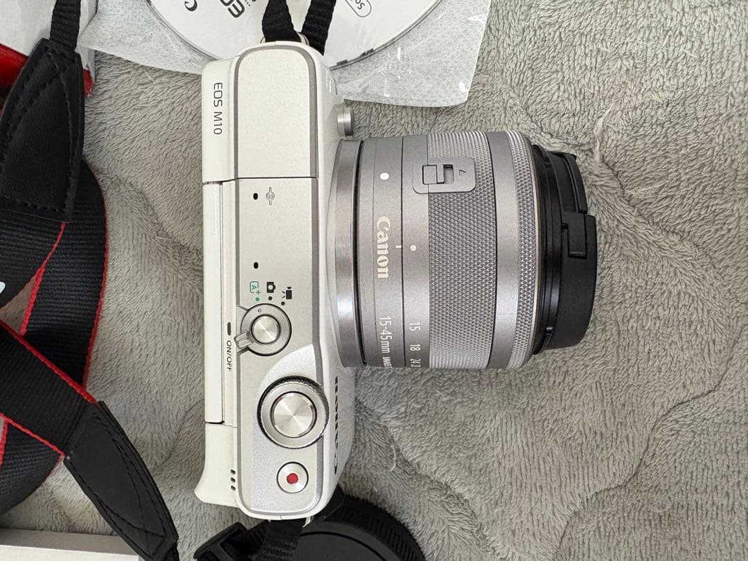 Canon EOS M10 ミラーレス一眼 本体