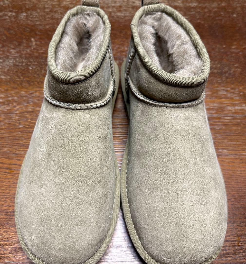 【未使用品】UGGウルトラクラシックミニ