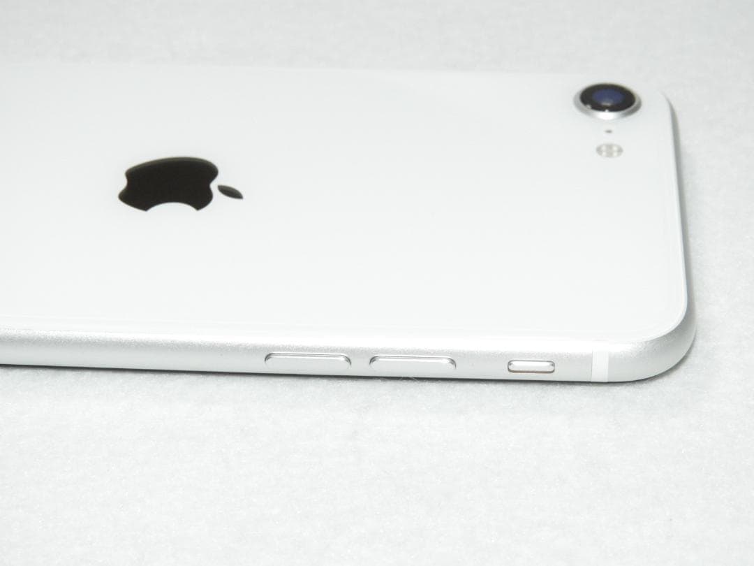 iPhoneSE 第2世代 64GB A2296 MHGQ3J/A SIMフリー