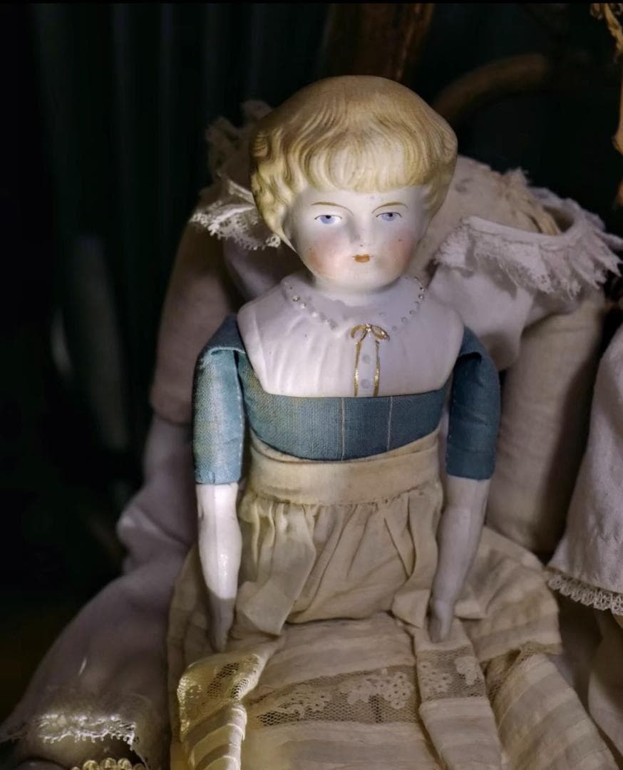 ドイツ　アンティーク　ビスクドール