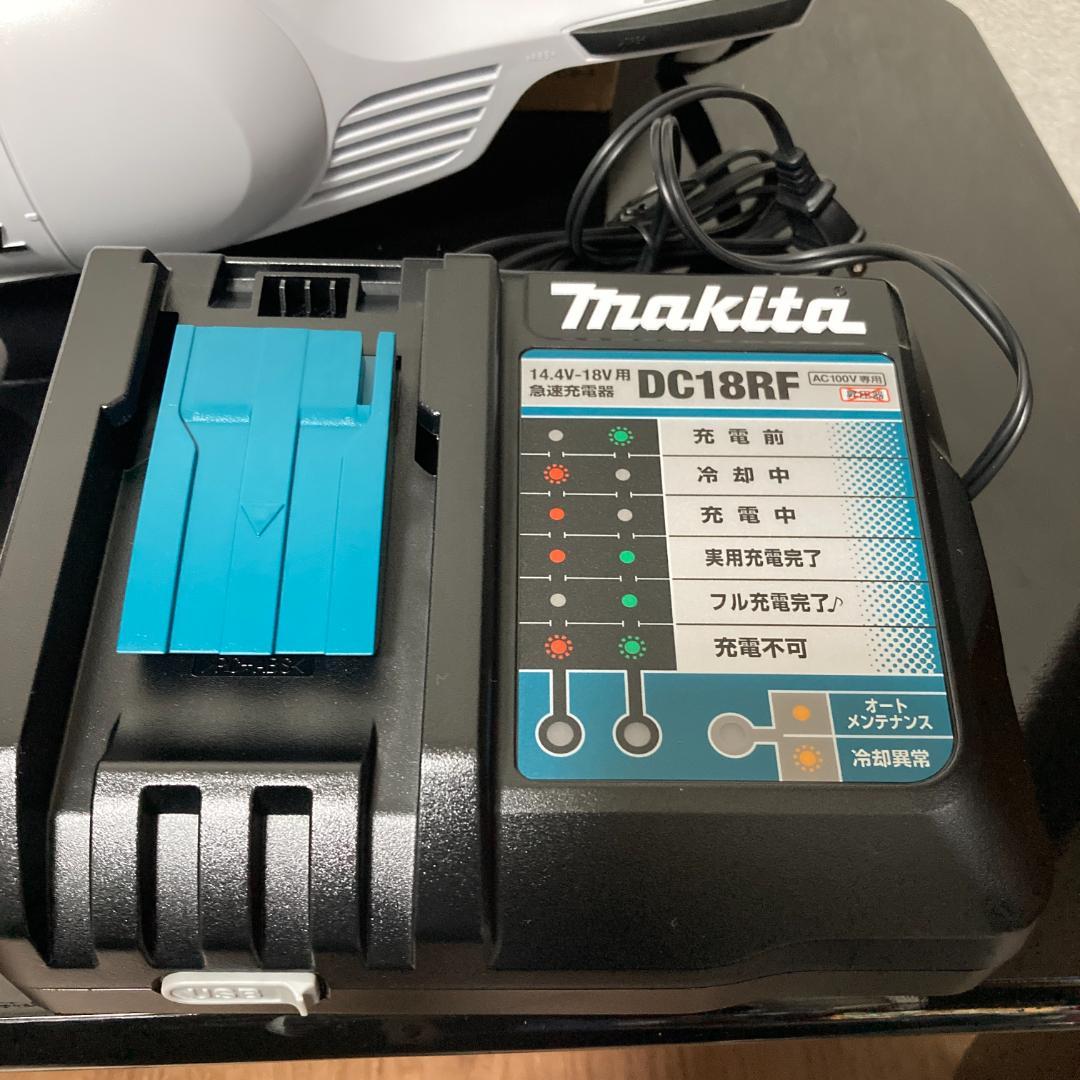 【新品】マキタ 充電式クリーナー CL181FDRFW 18V バッテリー付