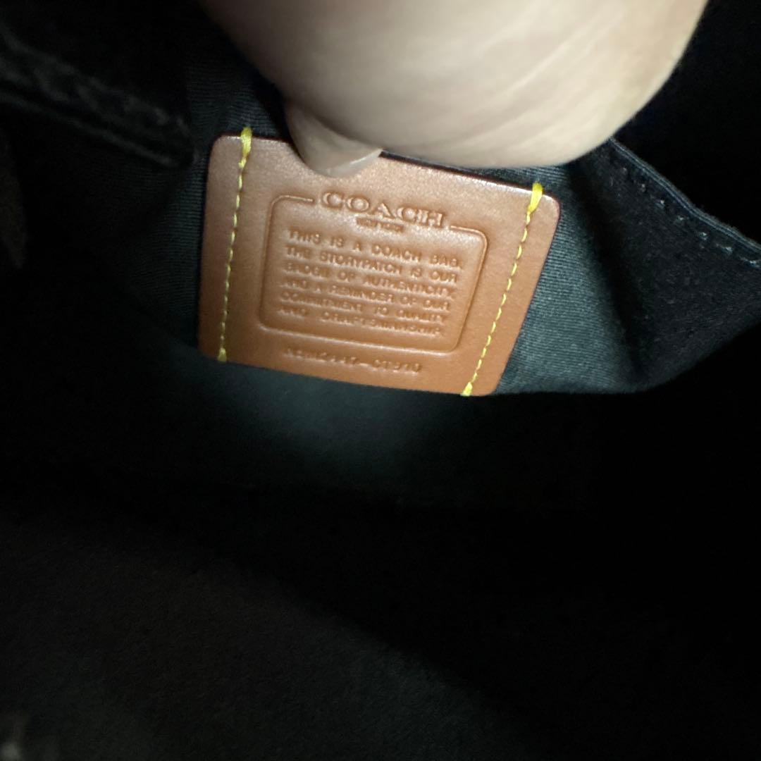 コーチ　ディラントートバッグ　ほぼ未使用