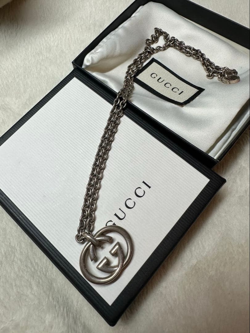 GUCCI メタルチェーンネックレス