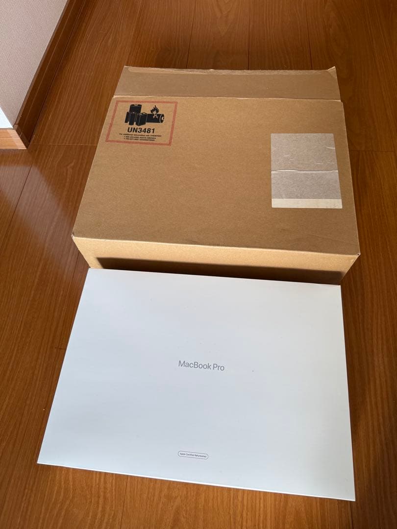 MacBookPro16 Core i9 1TB メモリ32GB スペースグレー