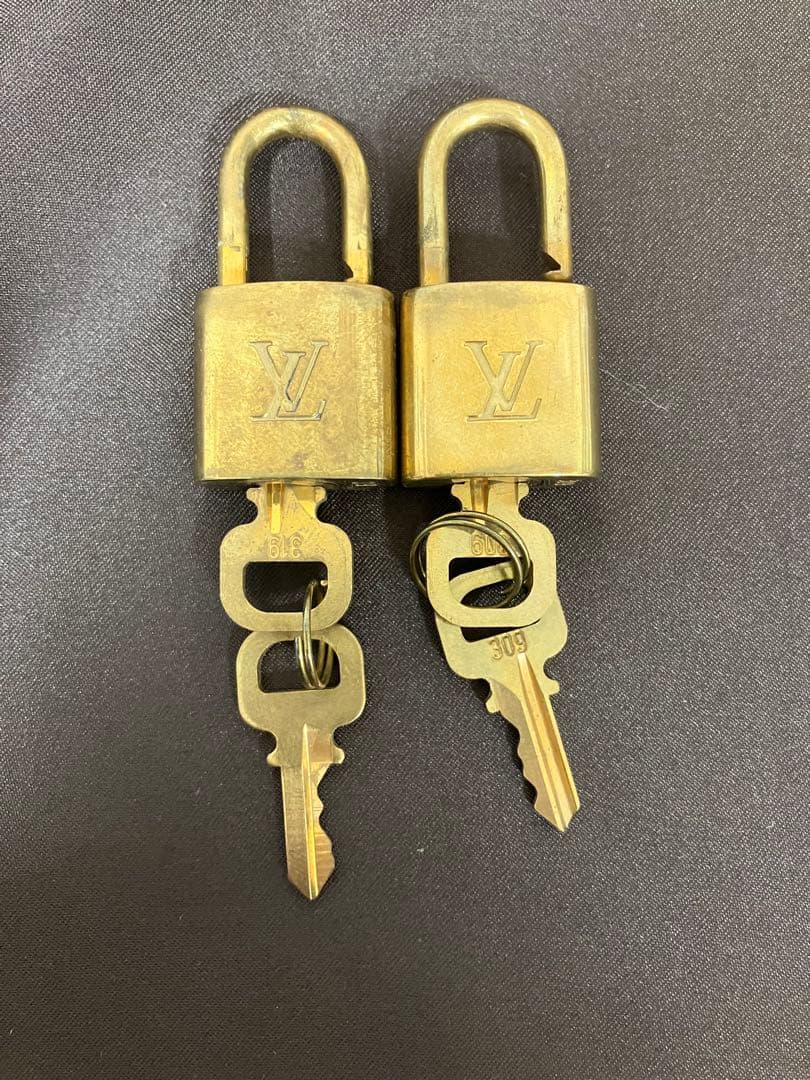LOUIS VUITTON ルイヴィトン パドロック カデナ 南京錠 セット