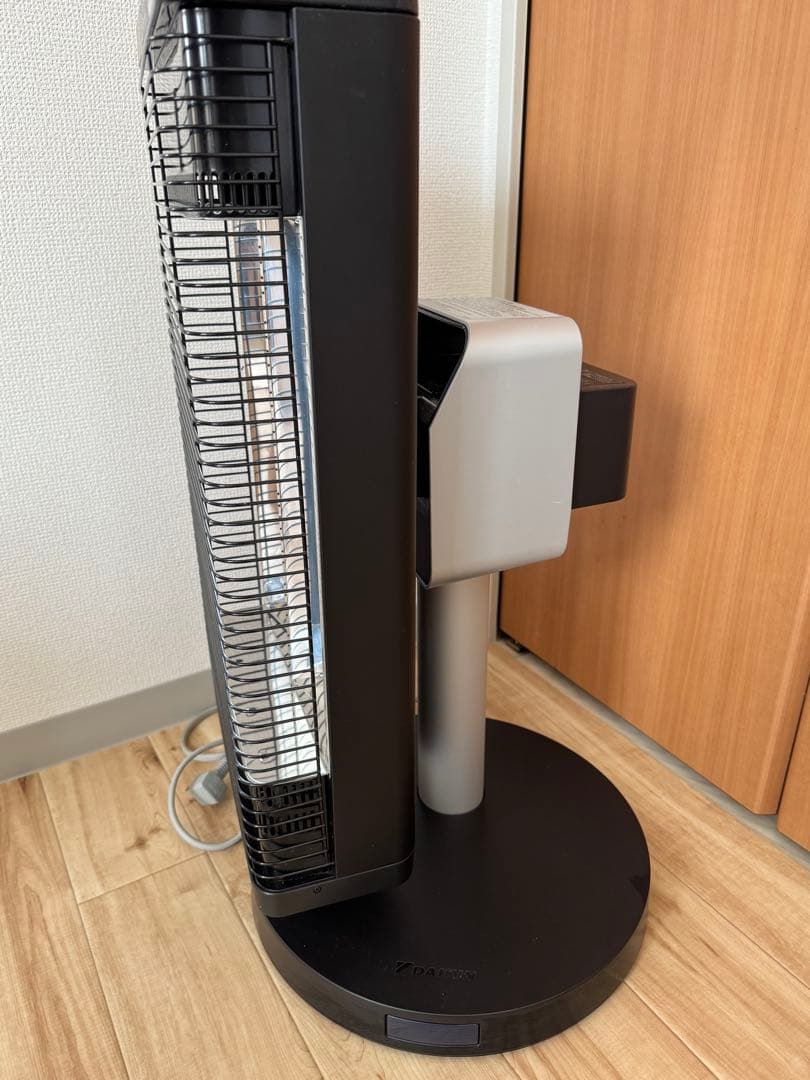ダイキン ERFT11ZS-T セラムヒート　遠赤外線暖房機
