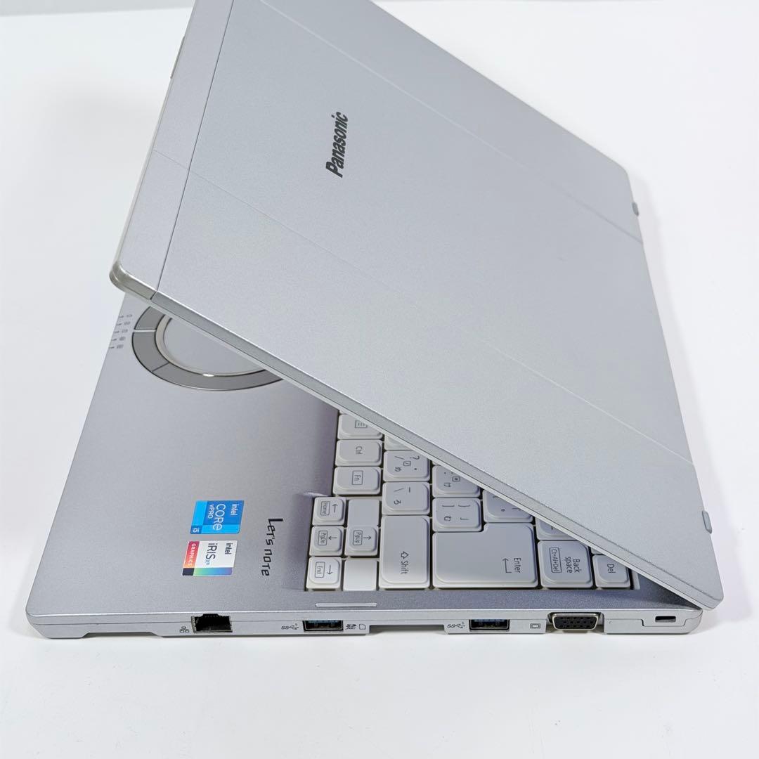 64.レッツノートCF-FV1 i5-11/16G/SSD512GB