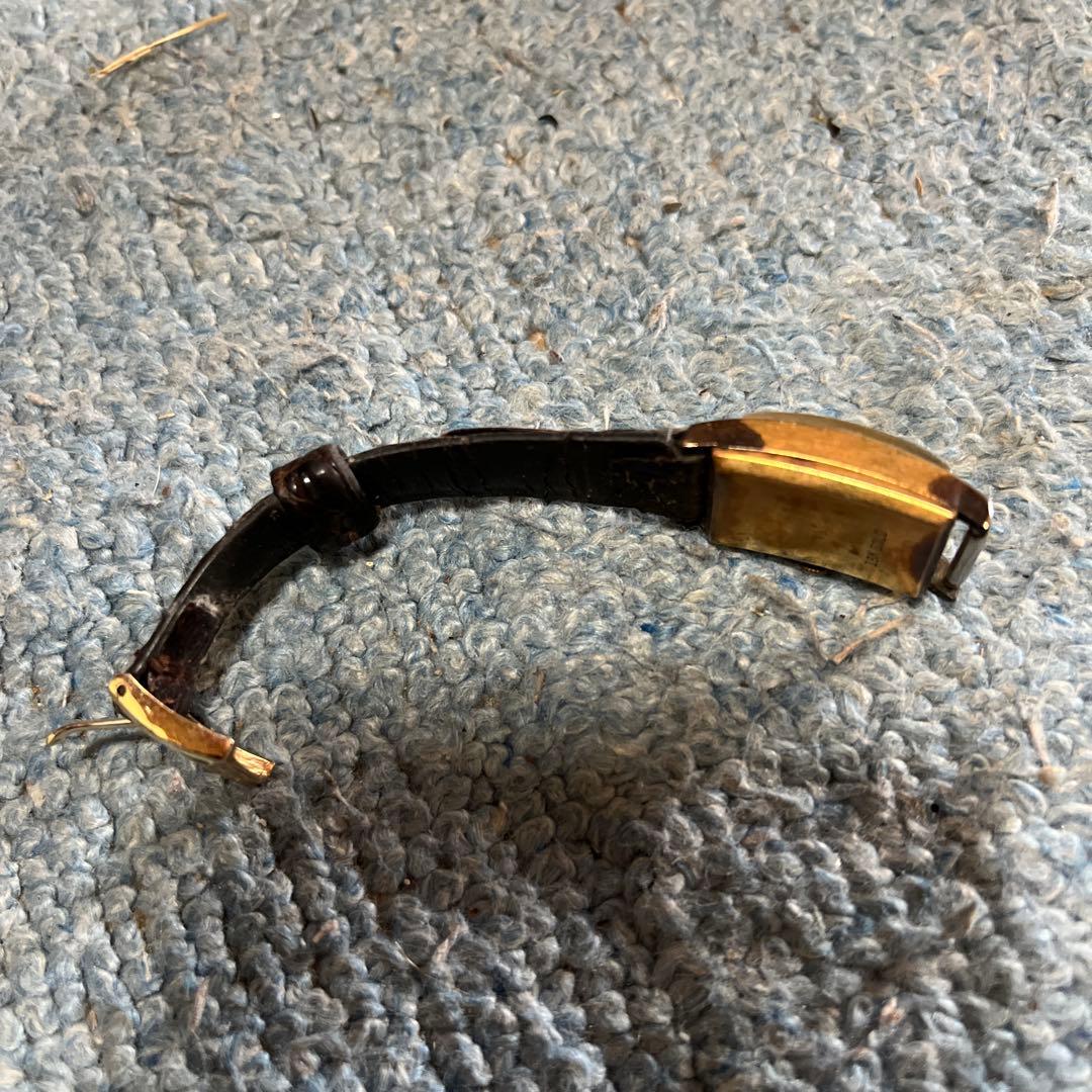 Nover 手巻き時計 黒レザー 18K Gold 更に10%値下げしました。