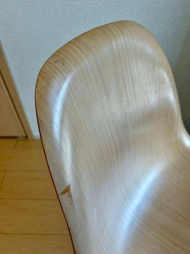 イームズウッドシェルチェア　ハーマンミラー