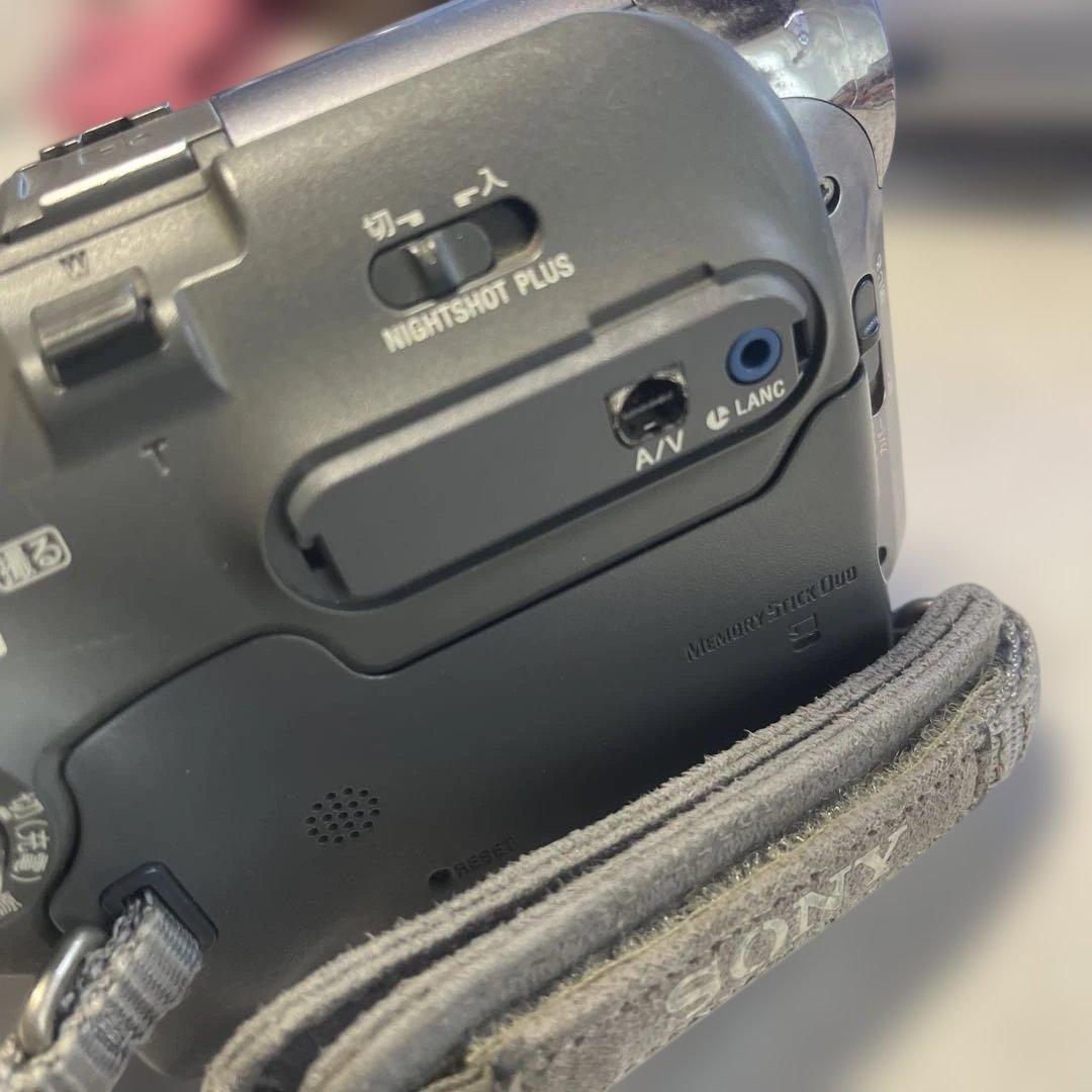 SONY HANDYCAM miniDVビデオカメラ　DCR-HC41 ①