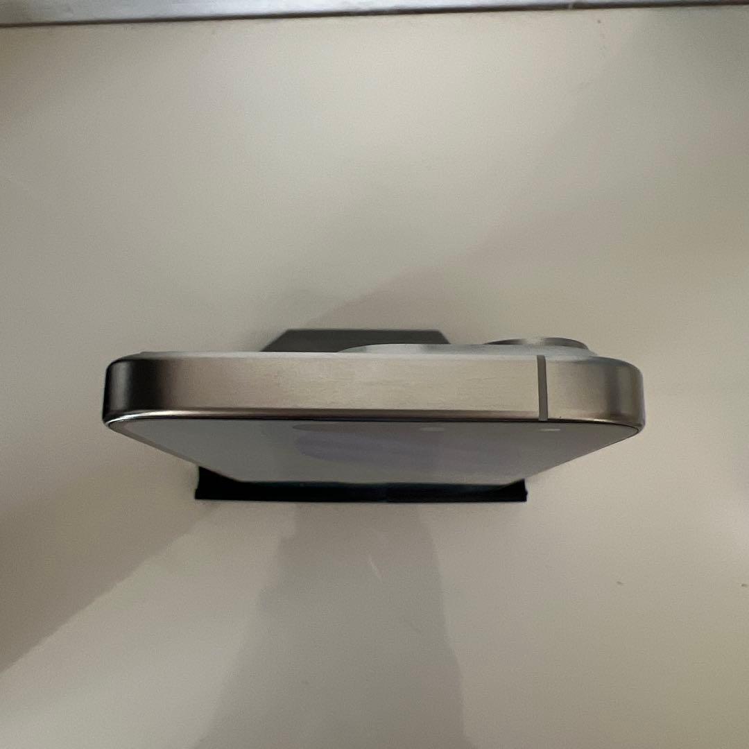 Apple iPhone15pro 256GB ホワイトチタニウム