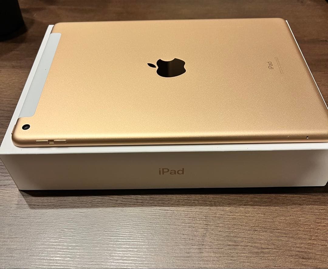 iPad (第7世代)ローズゴールド 本体 32GB Wi-Fi セルラーモデル