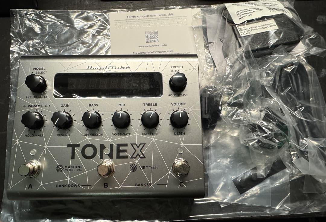 h*i様 IK MULTIMEDIA TONEX Pedal Bass Edit