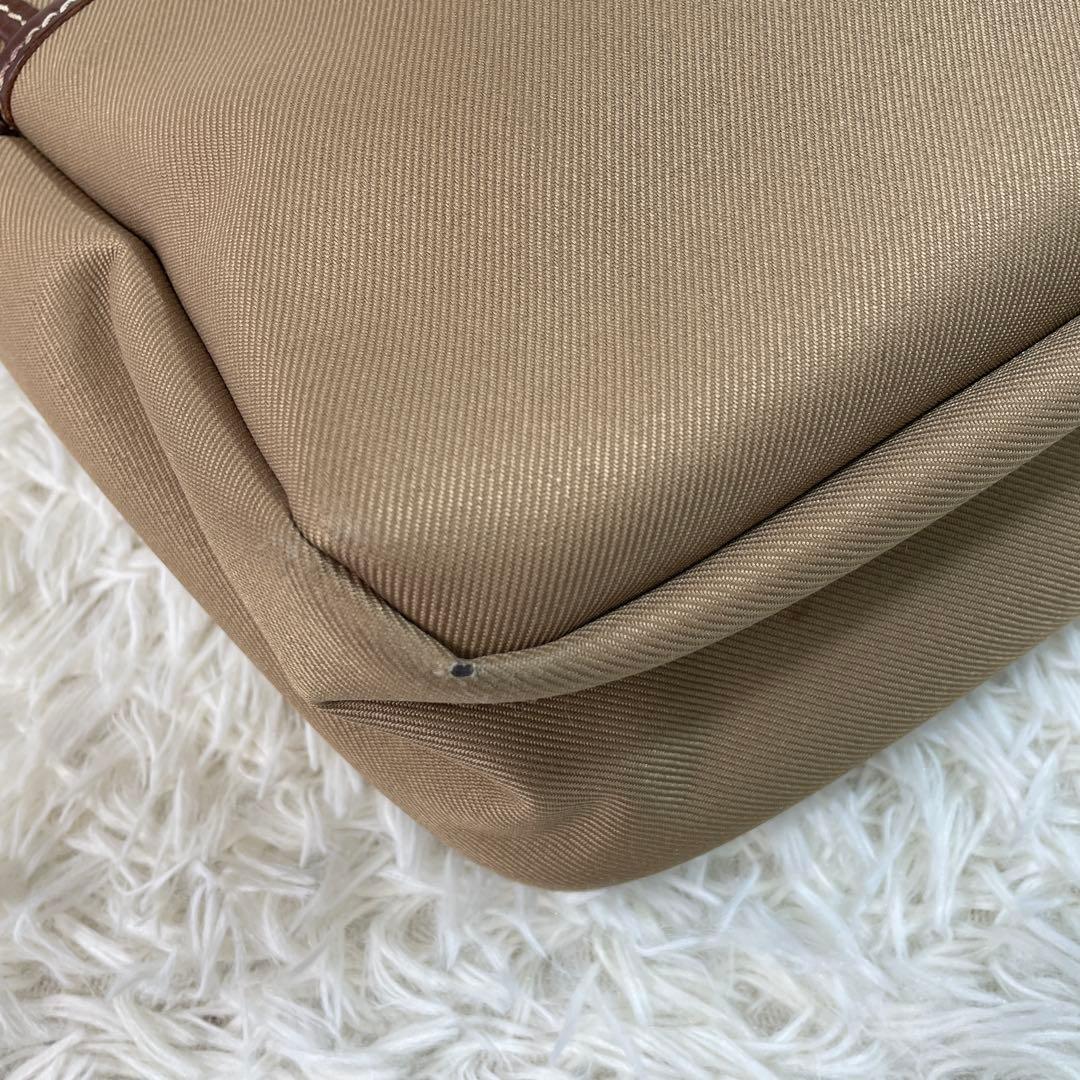 ハンティングワールド メッセンジャーバッグ カーキ