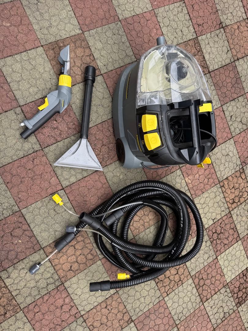 KÄRCHER Puzzi 8/1 C スチームクリーナー 本体