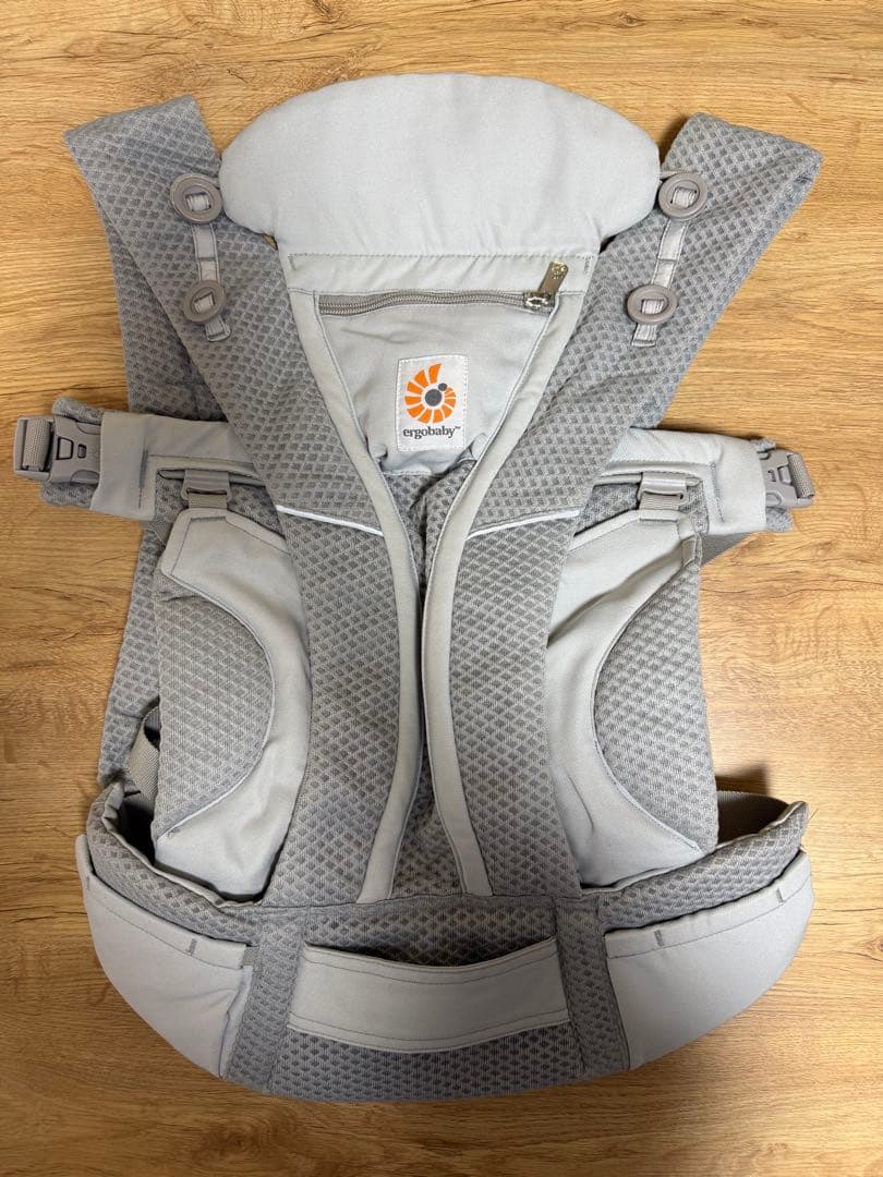 エルゴ オムニ ブリーズ Ergobaby omni breeze パールグレー