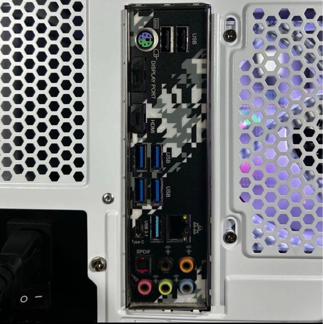 超高性能 光る 白ゲーミングPC Ryzen GTX1660 Windows11