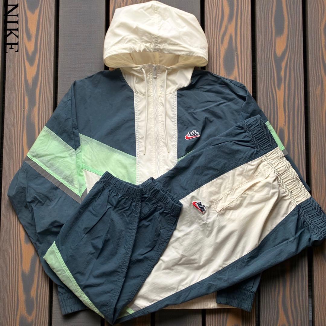 NIKE Lサイズ ヴィンテージデザイン ナイロンセットアップ上下 Y2K