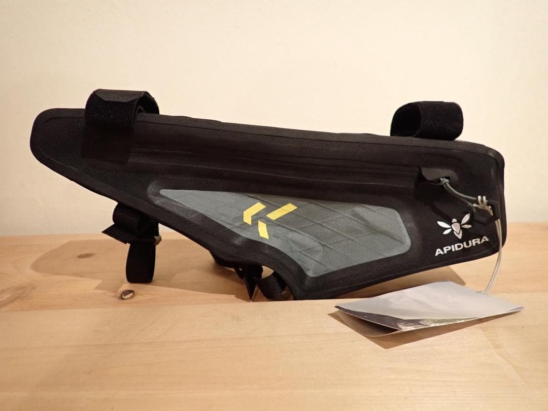 APIDURA バックカントリーフレームバッグ　2L