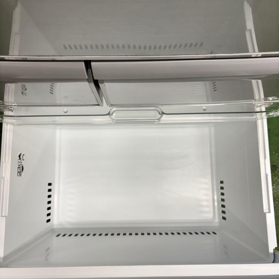 525 東芝 大型冷蔵庫 400L強 右開き 自動製氷 5ドア 大人気　シルバー