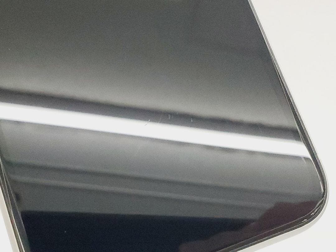 【良品】Apple iPhone XR 64GB NT032J/A ホワイト