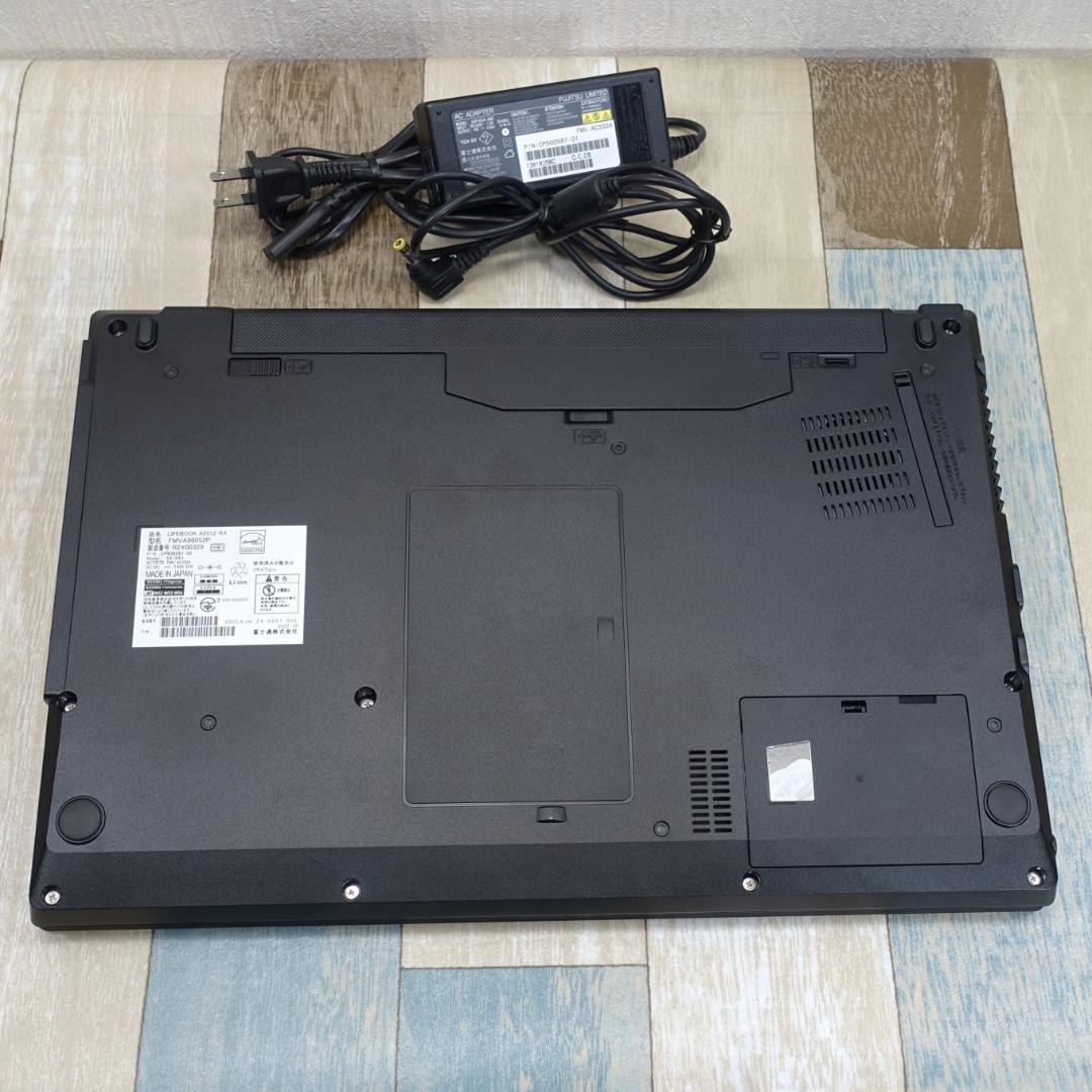 未使用に近いバリ速の２０２２年製✨１２世代ｉ５に超高速ＳＳＤ＆大容量１６Ｇメモリ