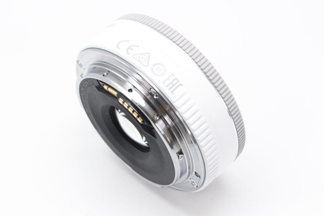 美品❤️Canon 単焦点レンズ EF40mm F2.8 STM ホワイト