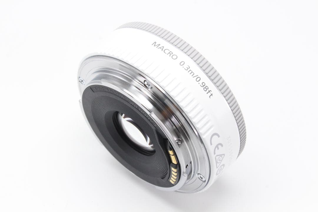 美品❤️Canon 単焦点レンズ EF40mm F2.8 STM ホワイト