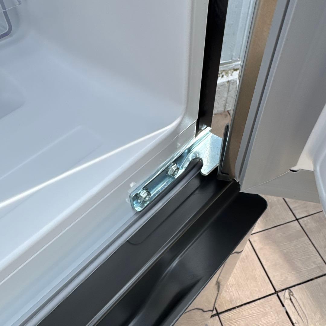 ほぼ未使用 2023年製 AQUA 冷蔵庫 幅49.5cm /135L /2ドア