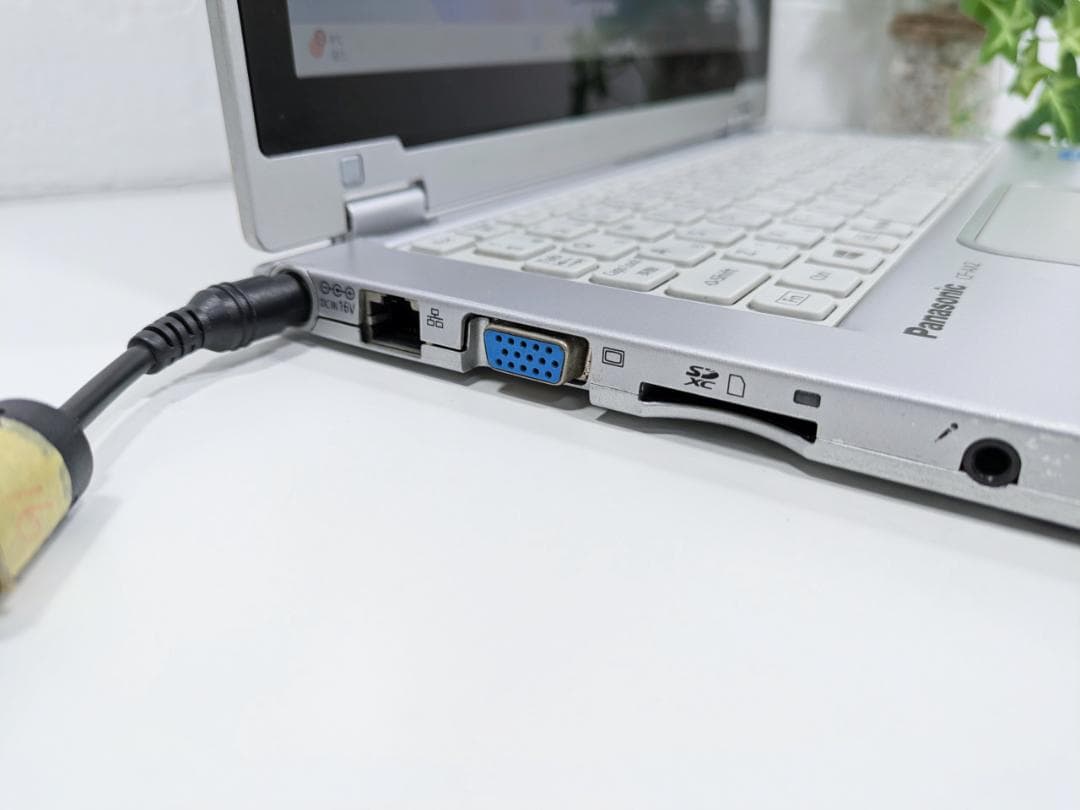 Windows11ノートパソコン✨オフィス付き✨Panasonic　爆速SSD